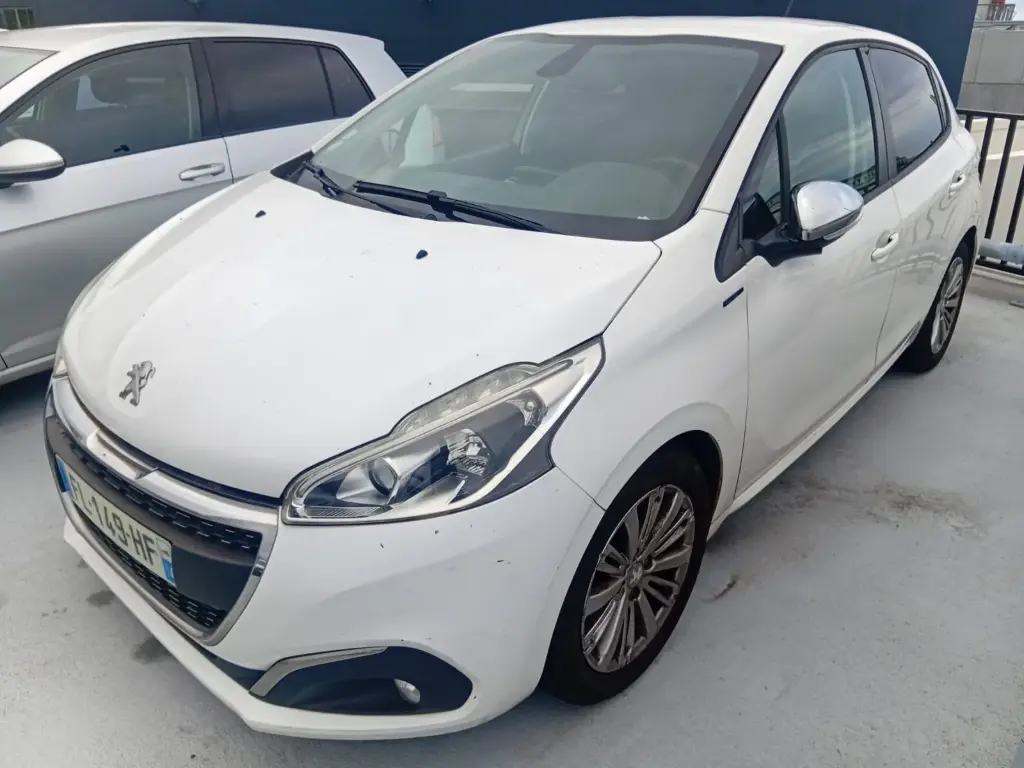 [FL-149-HF] Peugeot 208 Diesel 1.5 BlueHDI Blanc