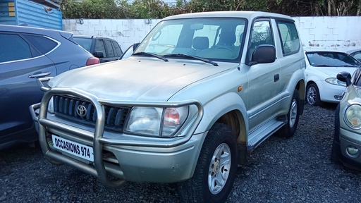 [128-BHD-974] Toyota Land Cruiser Grise 3.0 TD
